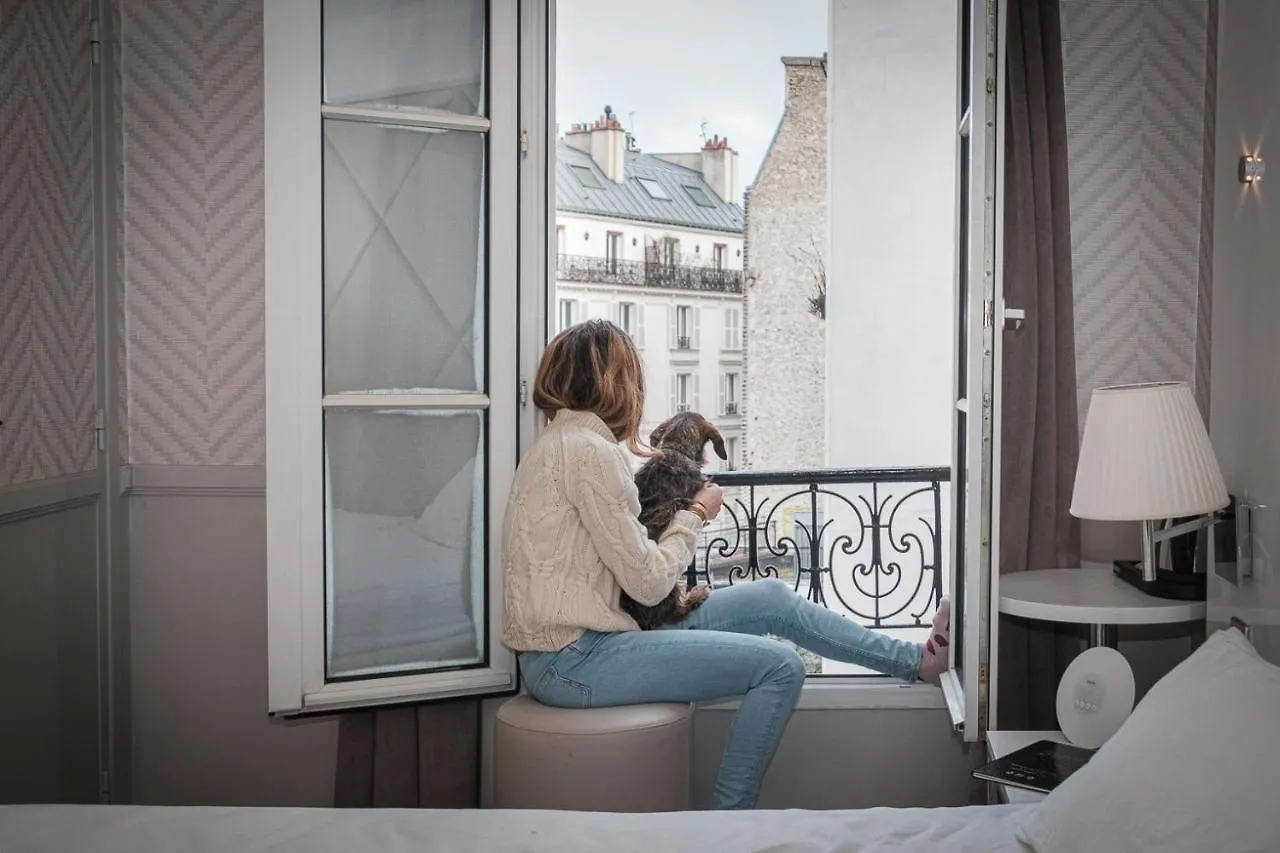 Longchamp Elysées Parigi Hotel