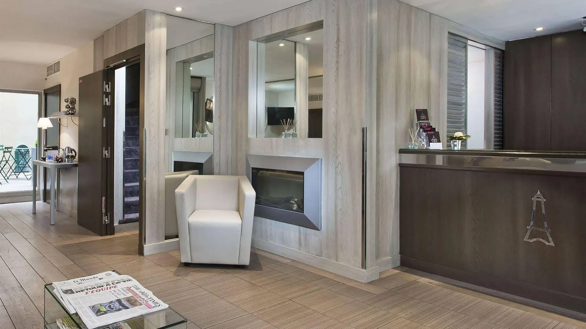 Longchamp Elysées Paris Hotel