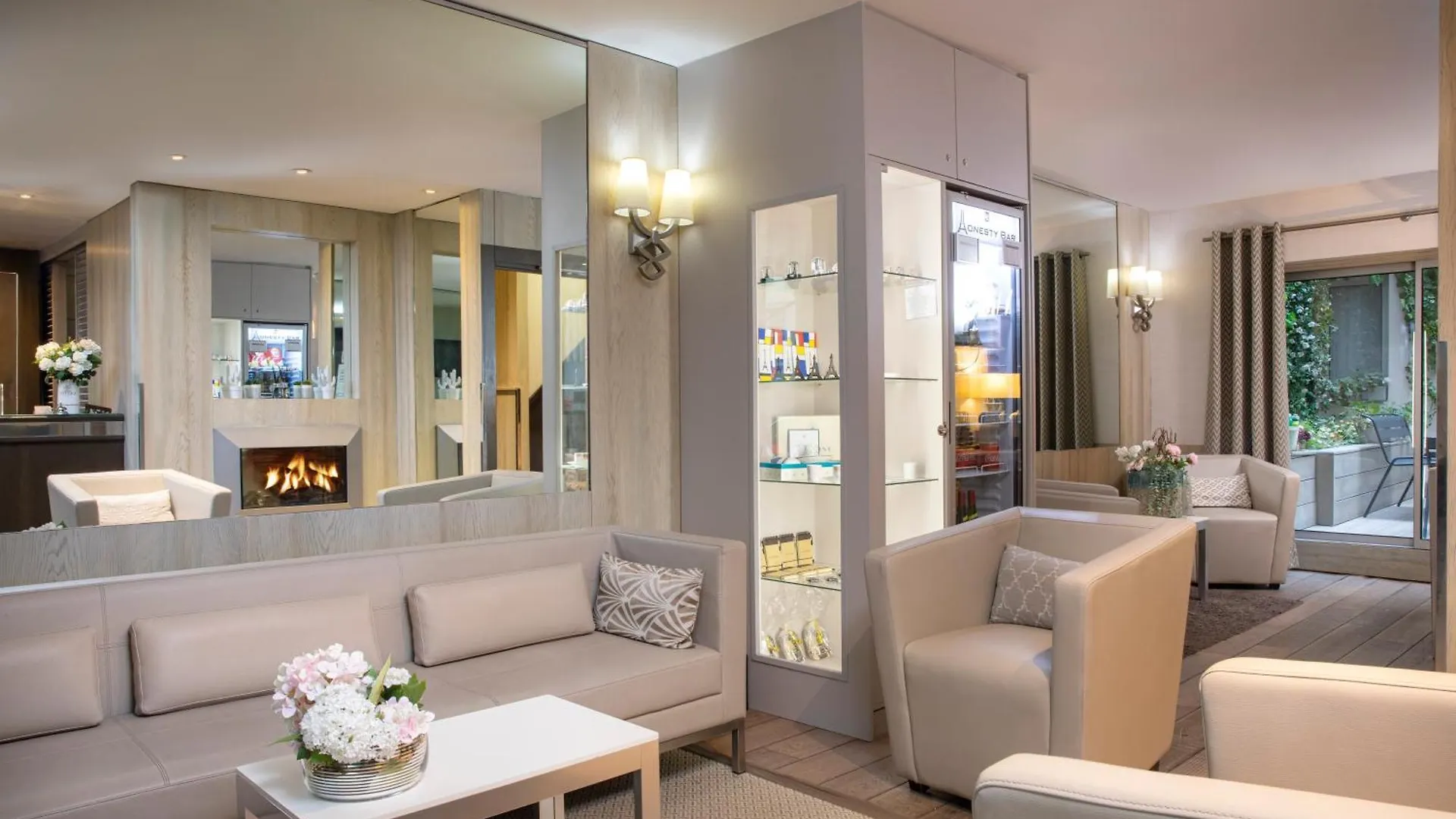 Hotel Longchamp Elysées Paris